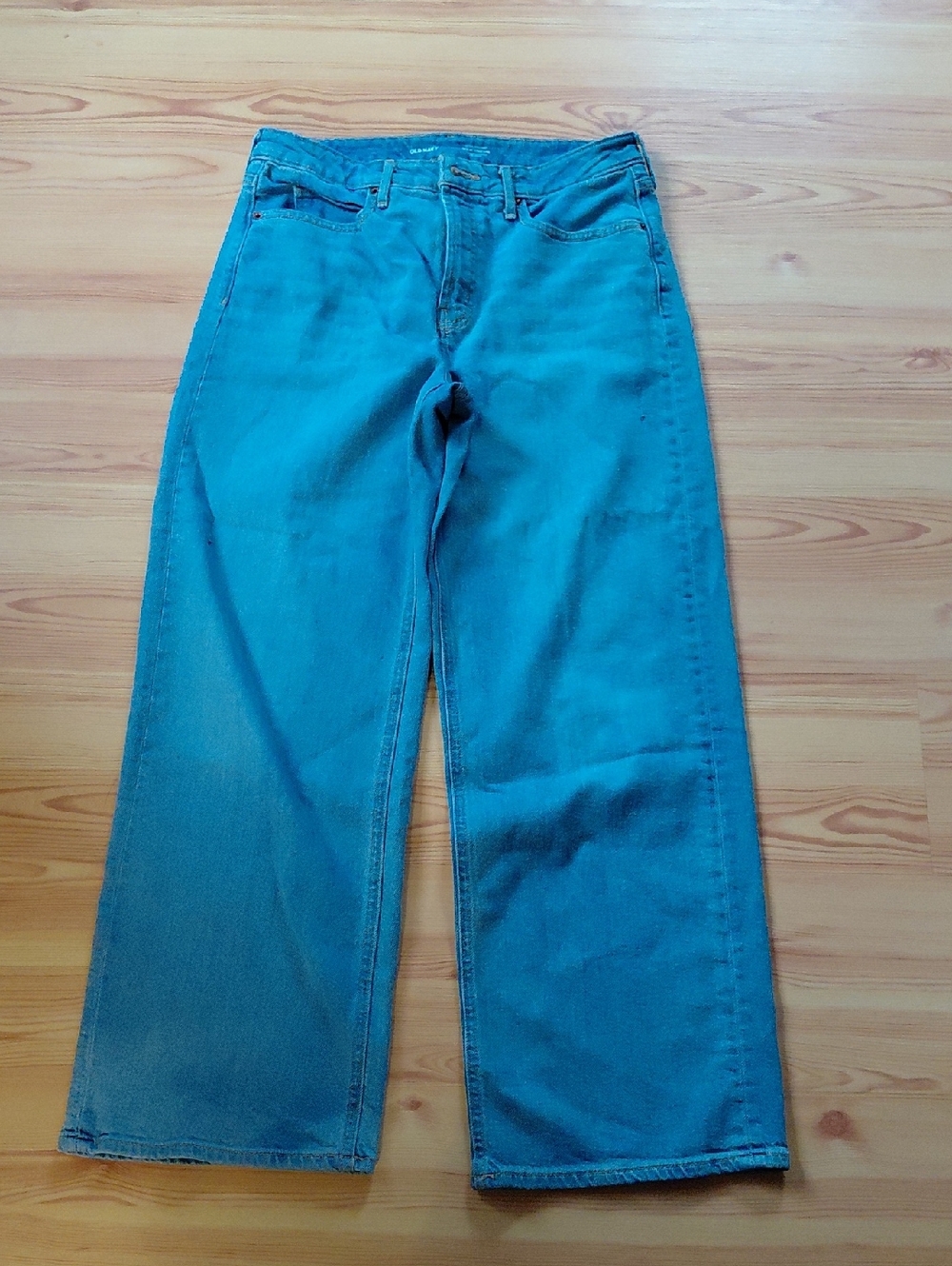 Old Navy Ski Hi Wide Leg Jeans, distressed light blue